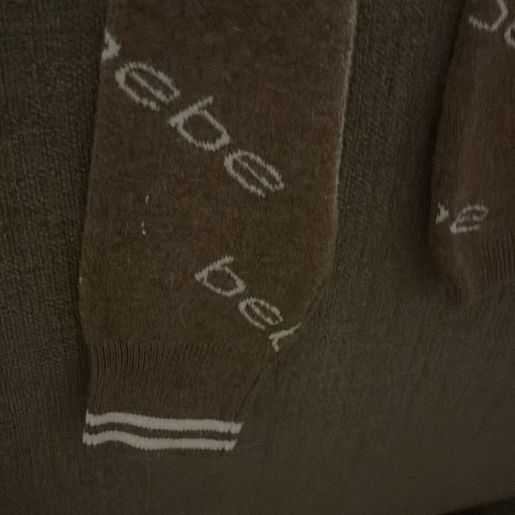 Bebe sweater nice and warm and stretchy. - Picture 2 of 4